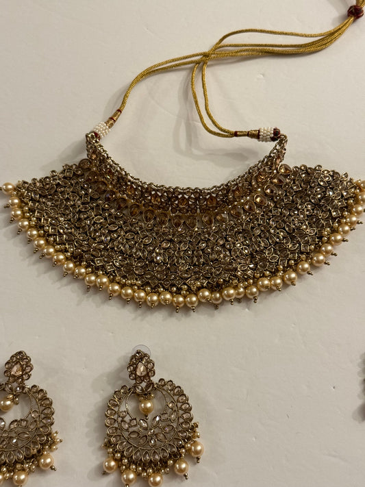 Viya bridal necklace set