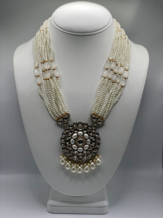 Ana necklace set