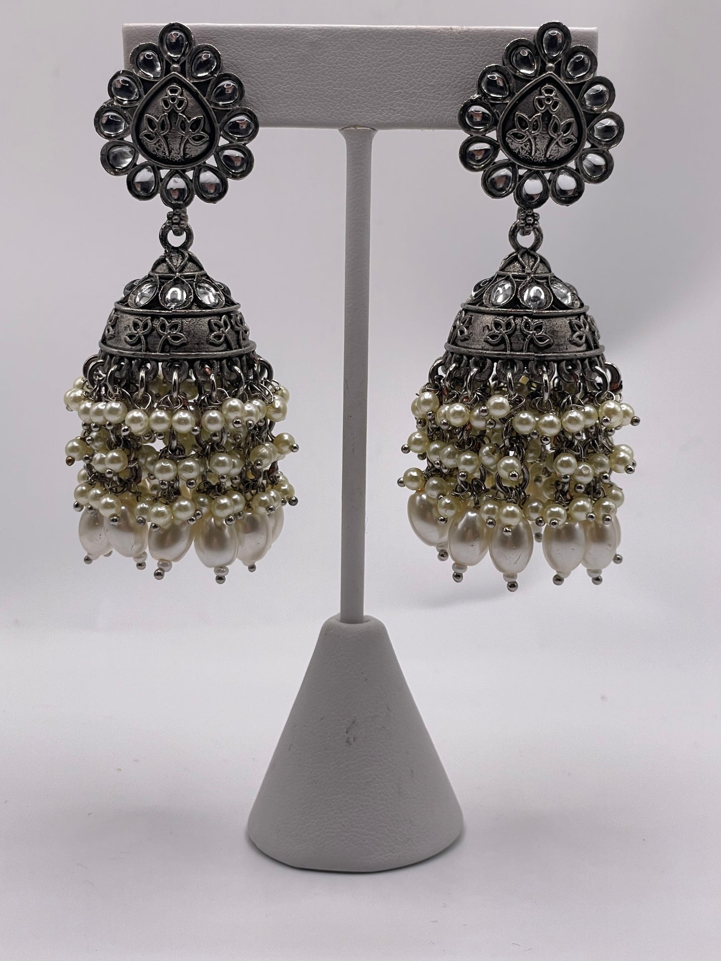 Ishani earrings