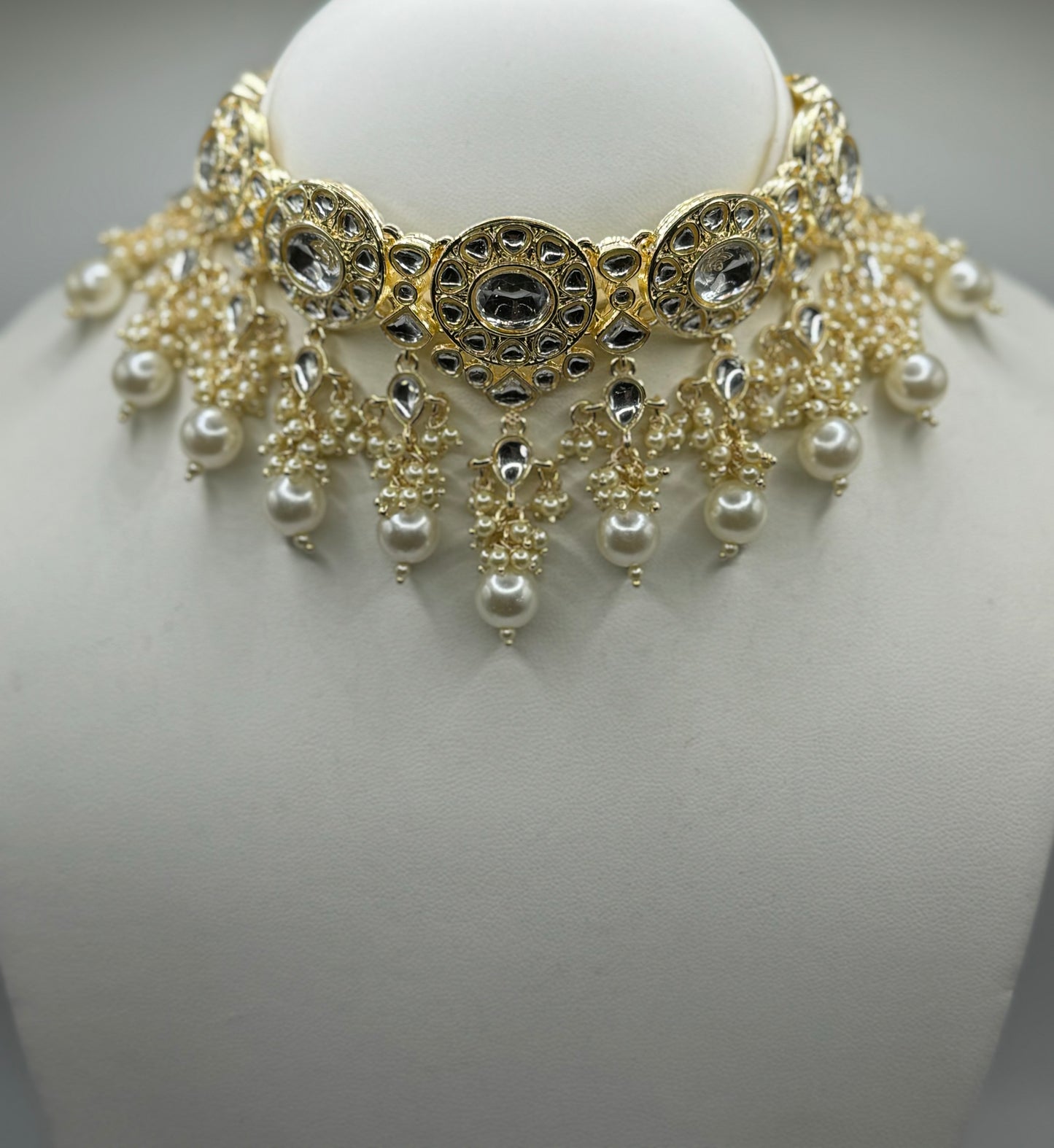 Laya necklace set