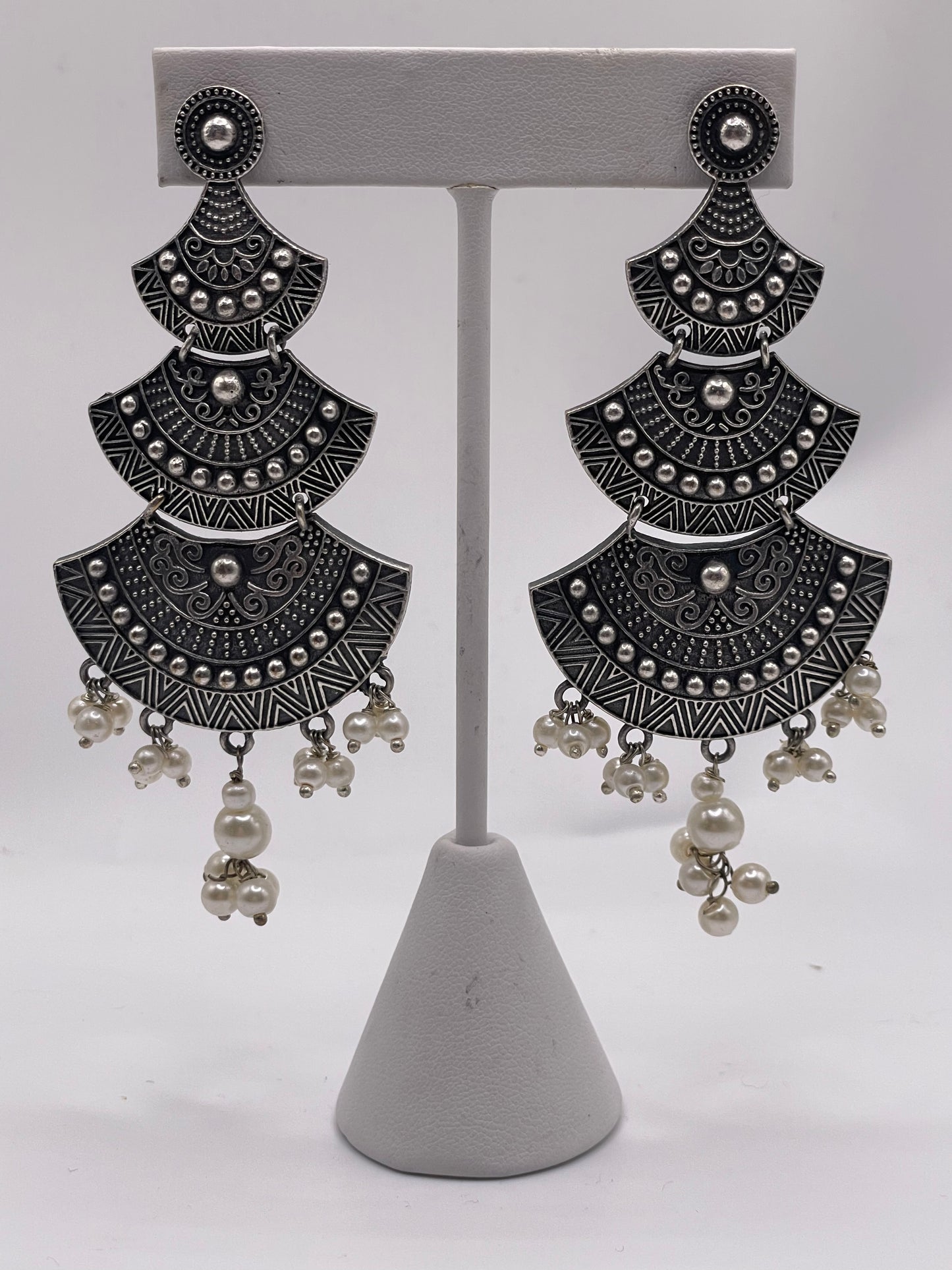 Suchita earrings
